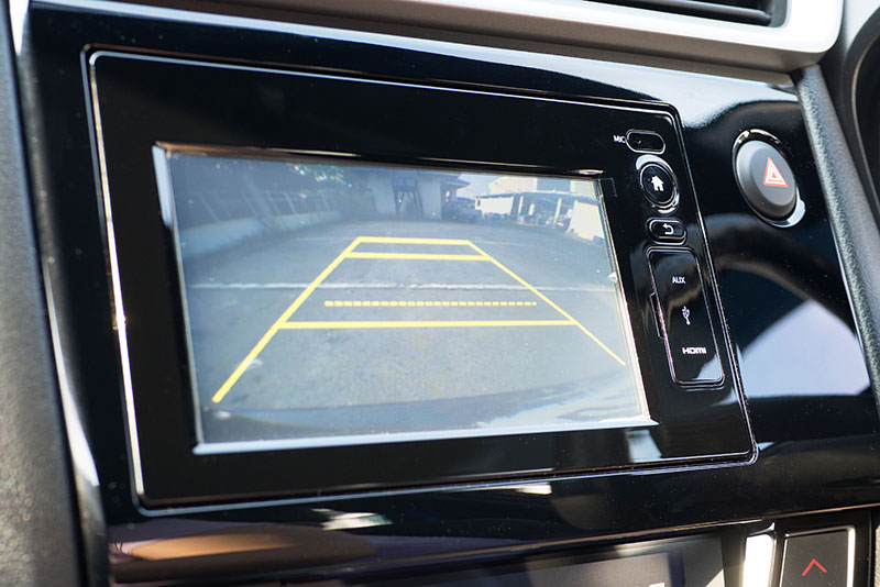 Best Rear View Camera – Buyer’s Guide